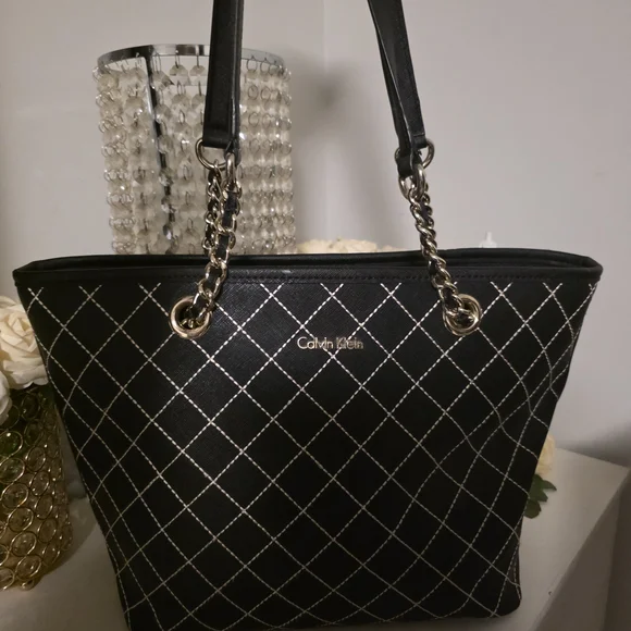 Calvin Klein Black Tote Bag - Picture 1 of 6